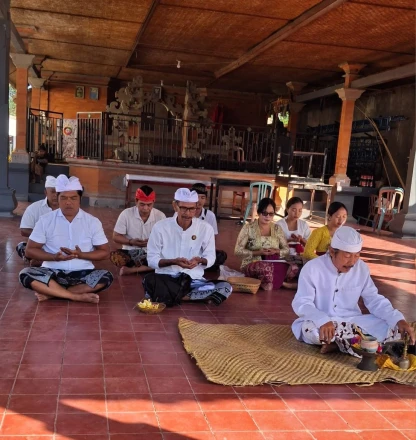 kegiatan persembahyangan